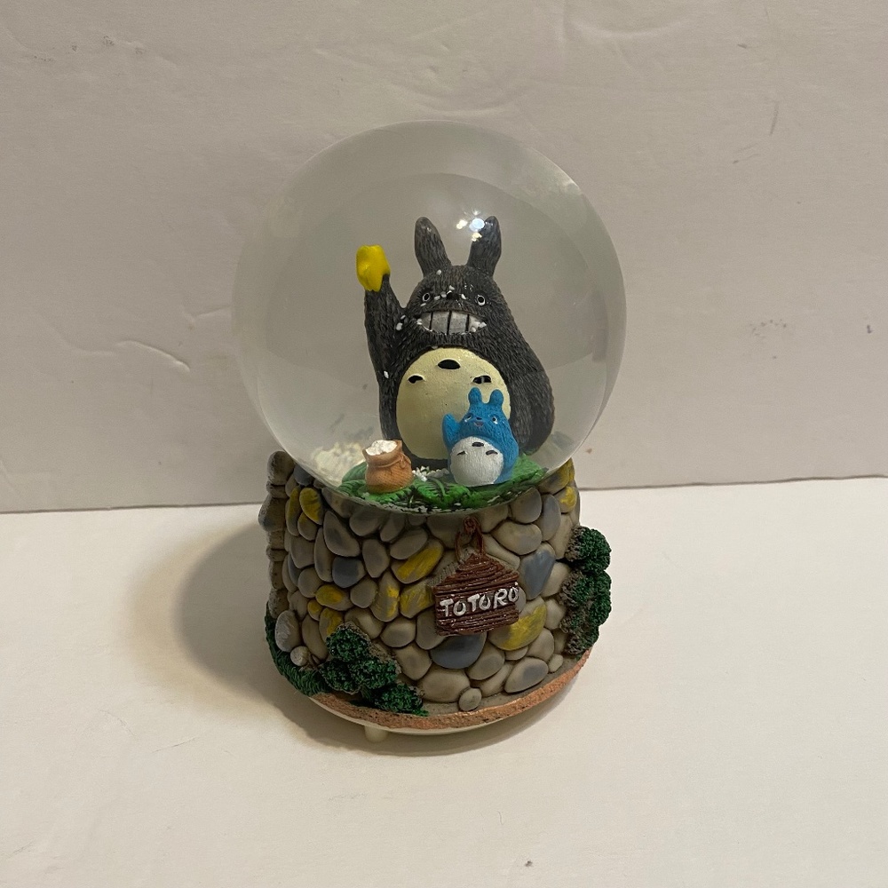 My Neighbor Totoro Snow Globe Music Statue 5”